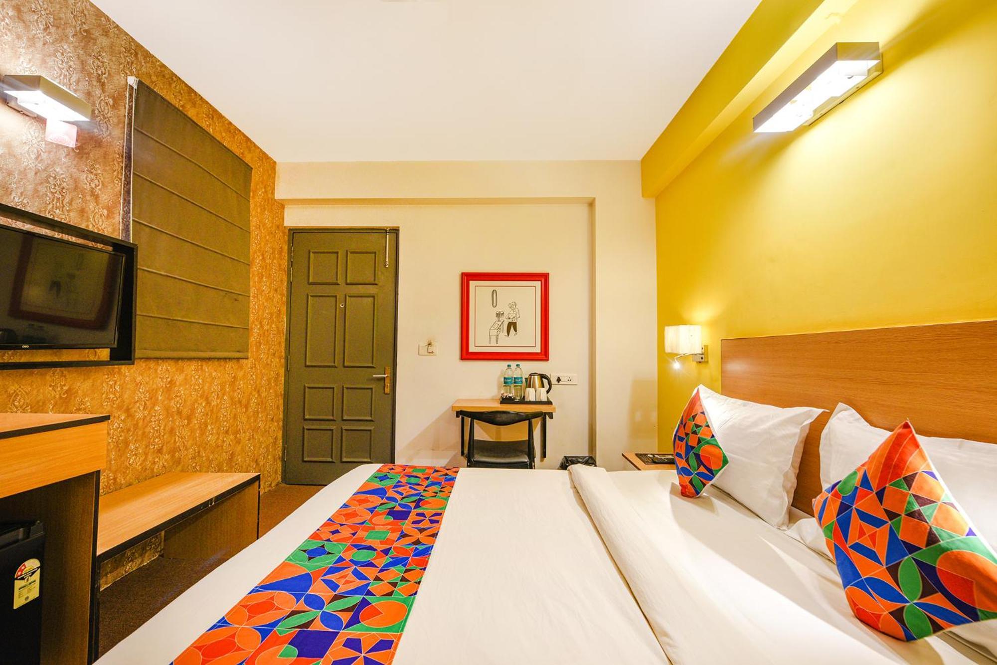 Fabhotel Old Meple Leaf Gurgaon Exterior photo